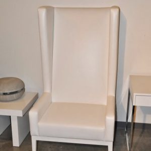 Alice Throne Chair Rental