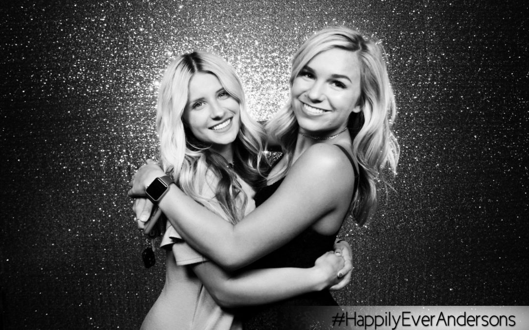 Hollywood B&W GLAM Photo Booth with GIFs