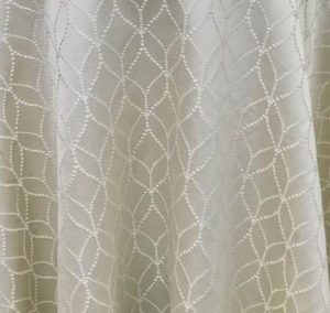 Champagne Diamante Linen 132"