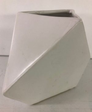 White Ceramic Geo Vase 6"x4"