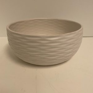 White ceramic planter 10"