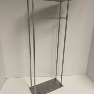 METAL RECTANGLE EPIC STAND 32"