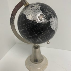 Globe Black and Silver 11"