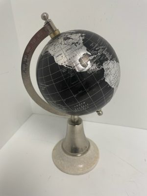 Globe Black and Silver 11"